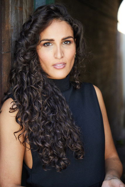 Cassandre Girard backdrop