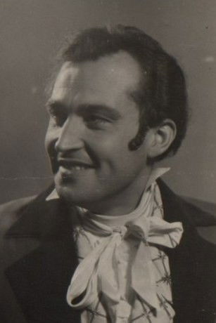 Olgierd Jacewicz backdrop