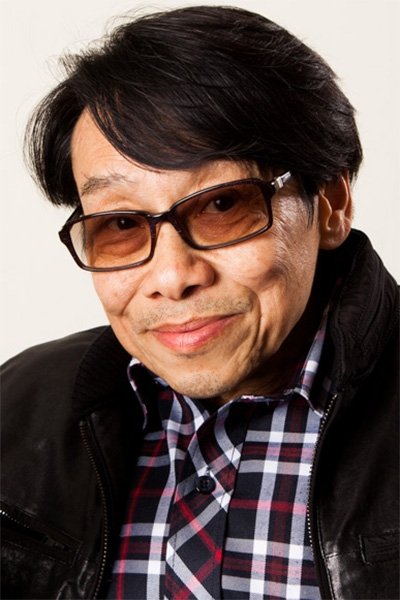 Tedi Robën backdrop