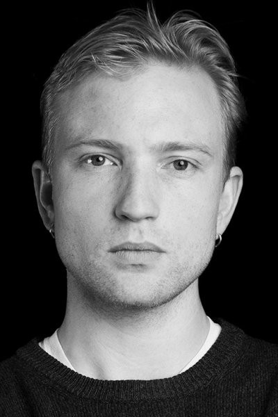 Bastian Laigaard Rasmussen backdrop