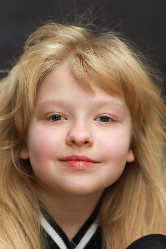 Eva Smirnova backdrop