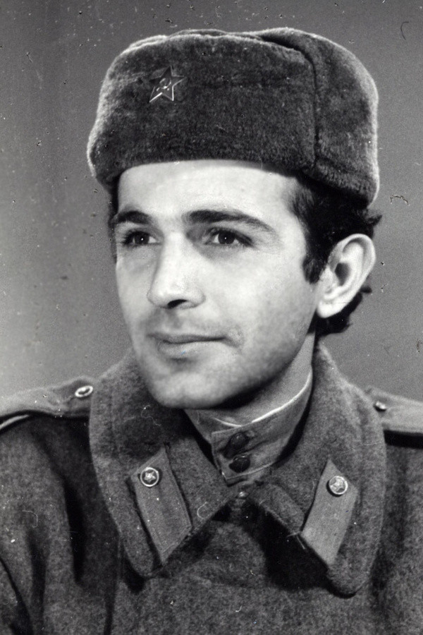 Otkyam Iskenderov backdrop