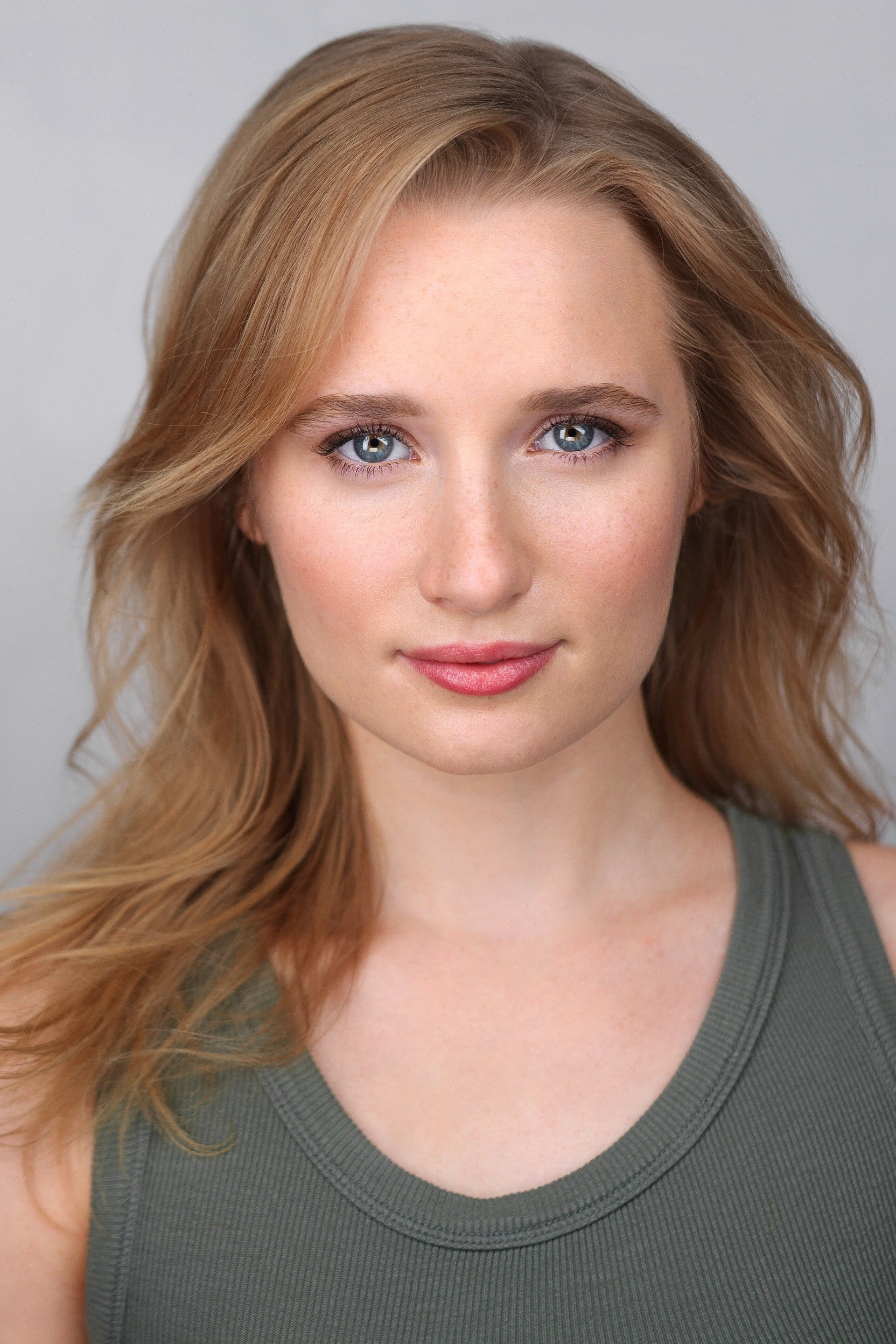 Lorian Gish backdrop