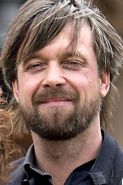 Thomas Bang backdrop