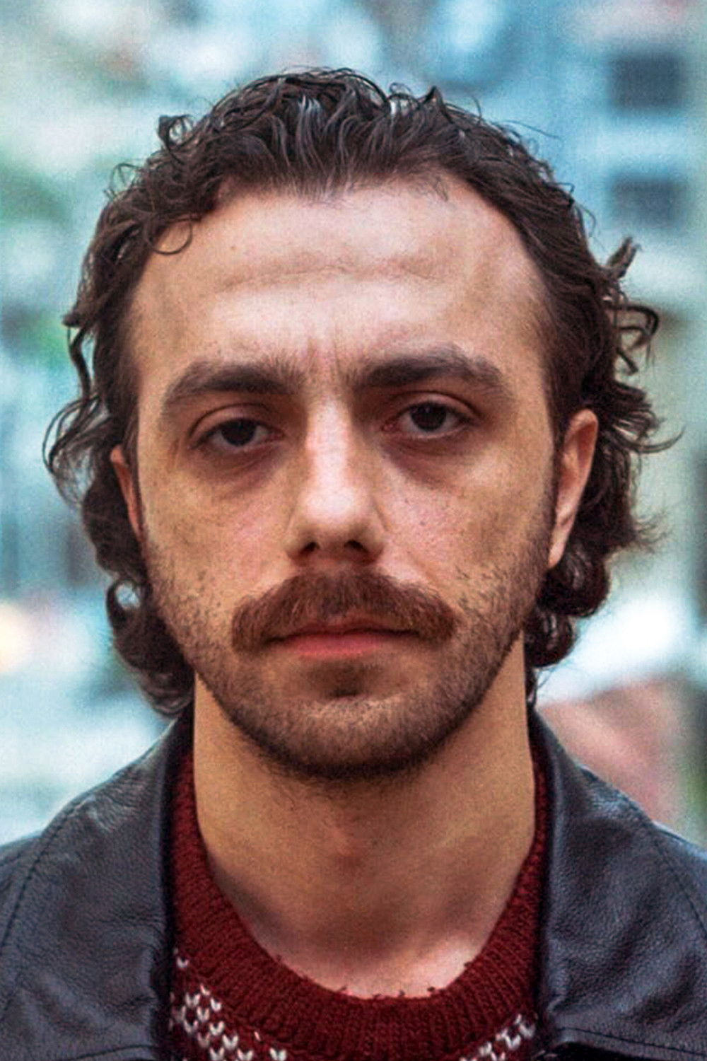 Bekir Behrem backdrop