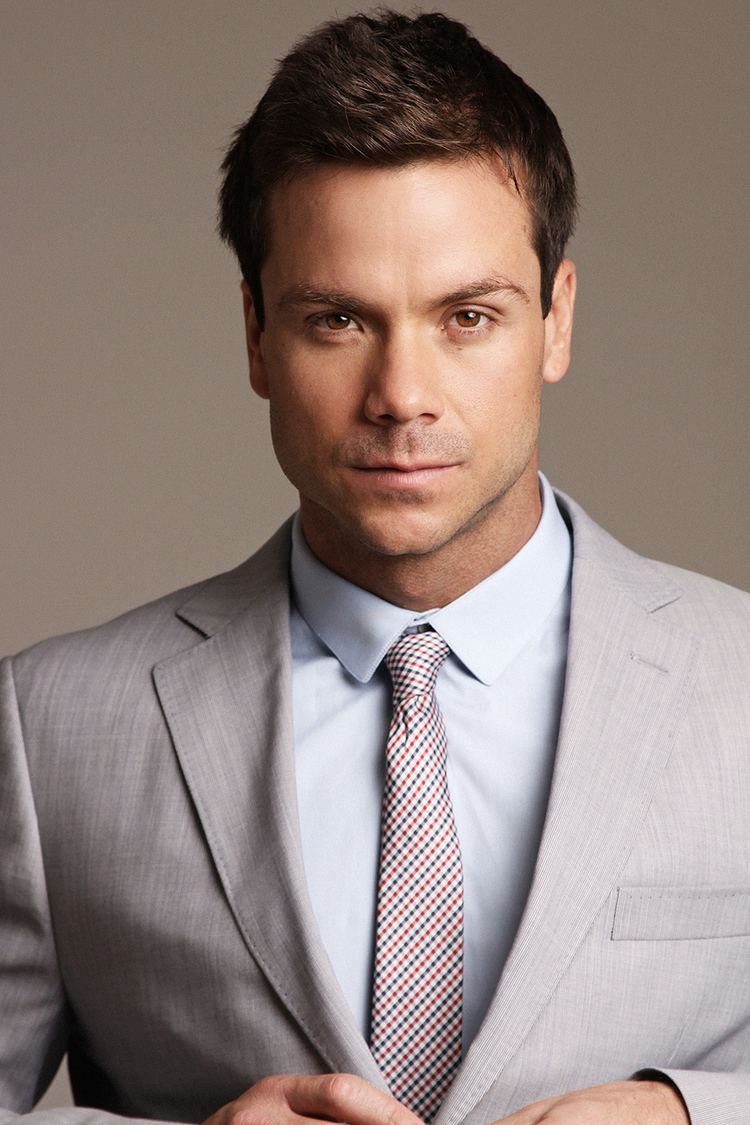 Eduardo Orozco backdrop