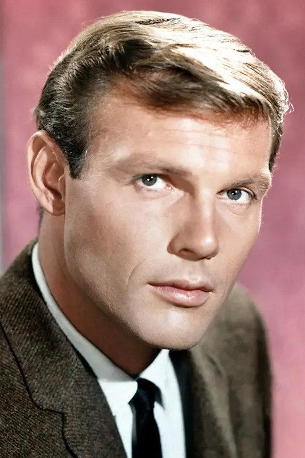 Adam West → Adem Uest backdrop