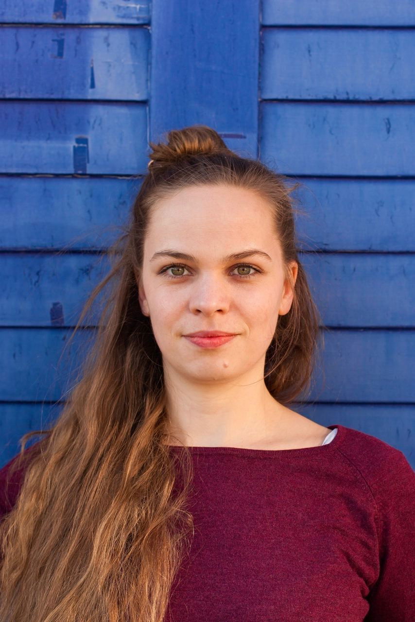 Valerie Bast backdrop