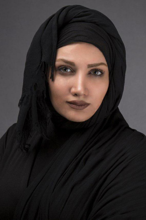 Parichehr Moshrefi backdrop