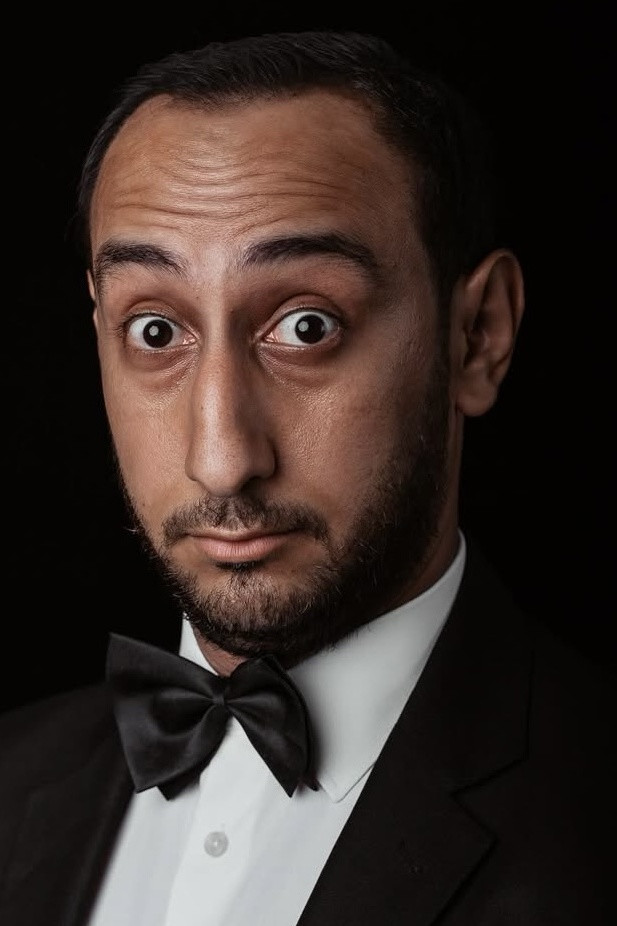 Emil Musayev backdrop