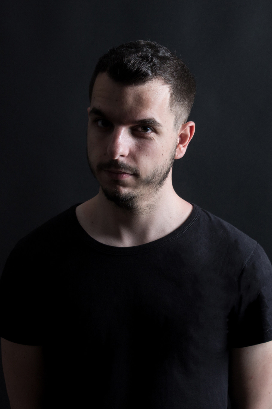 Luigi Dalena backdrop