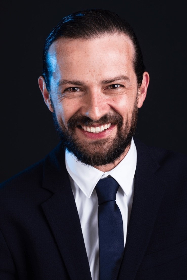 Élvio Camacho backdrop