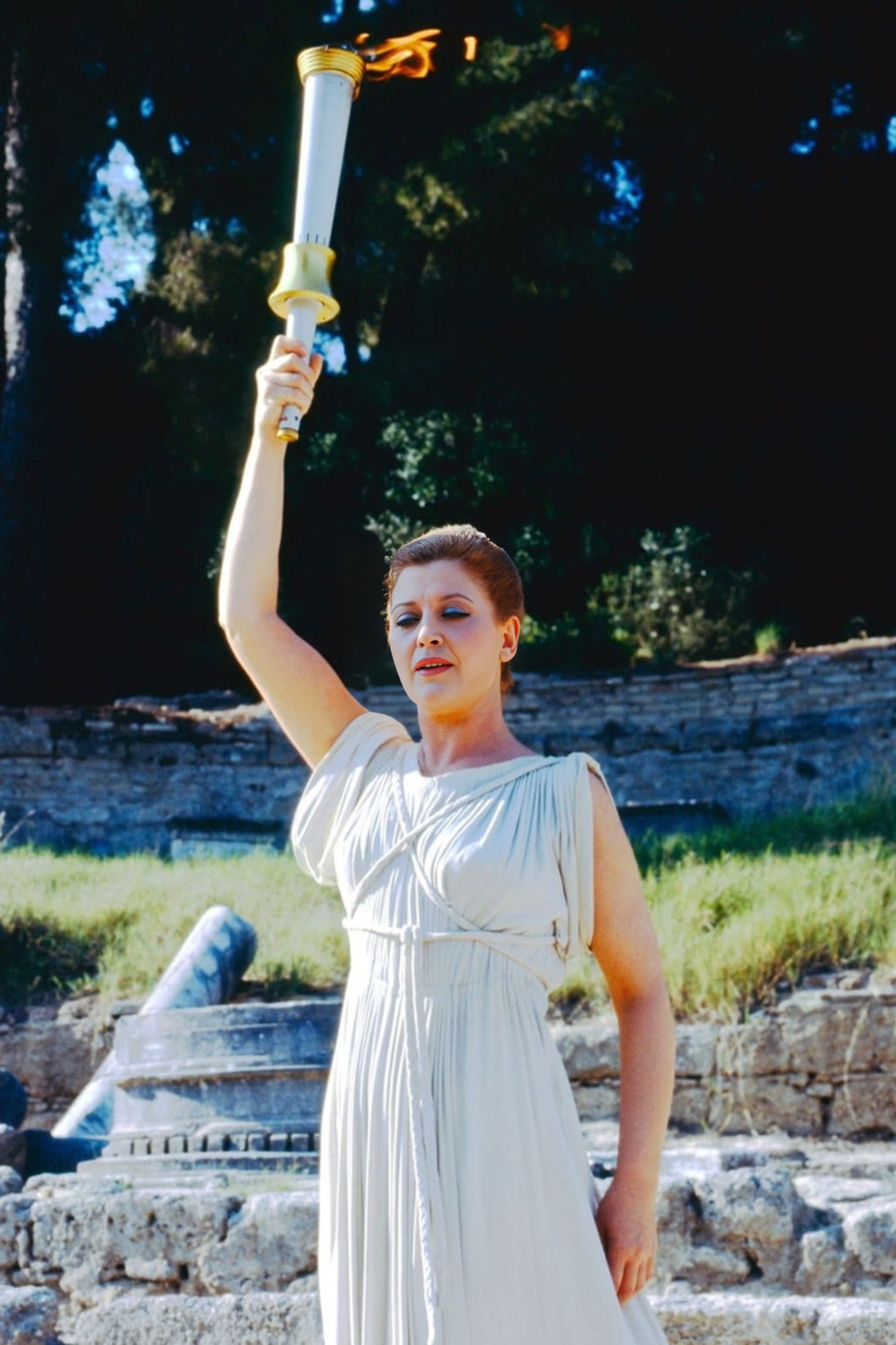 Maria Mosholiou backdrop