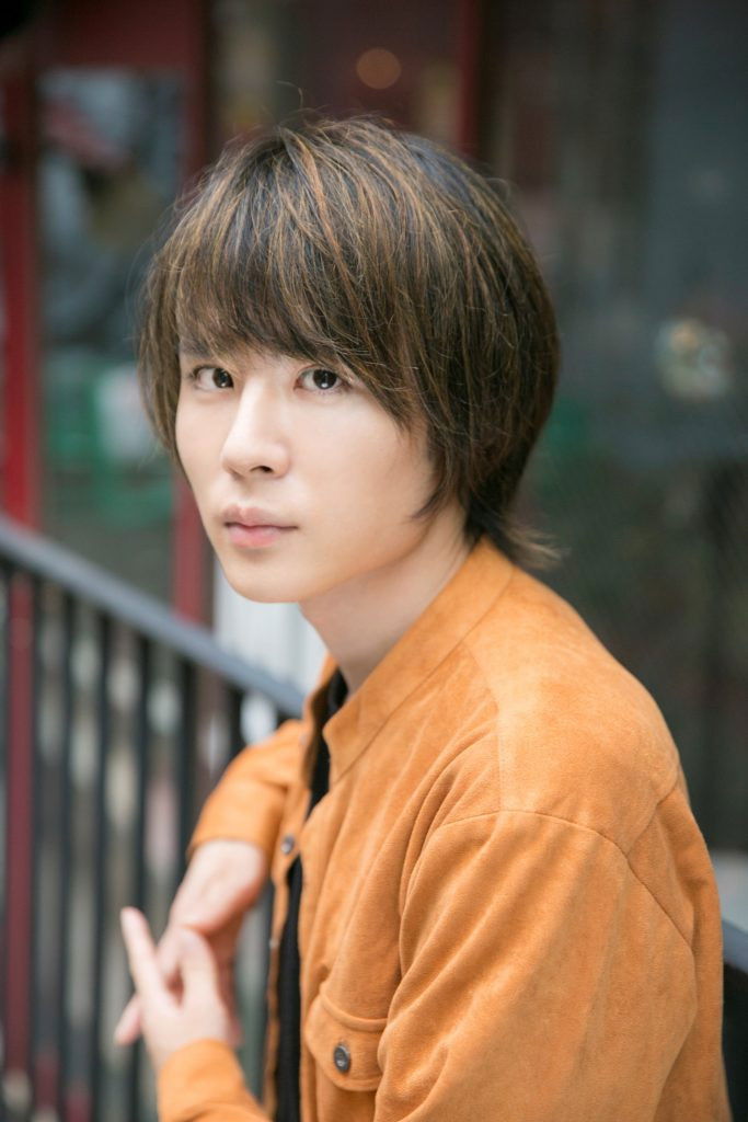 Yuta Higuchi backdrop