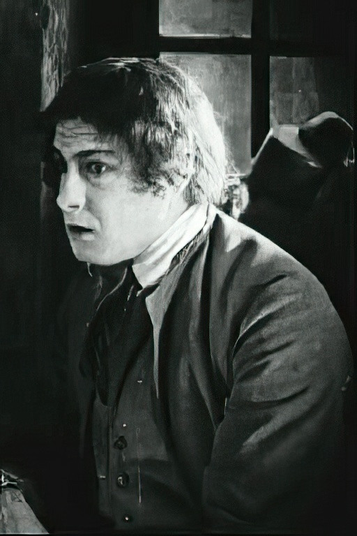 Henri Deneyrieu backdrop