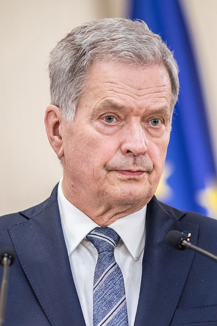 Sauli Niinistö backdrop
