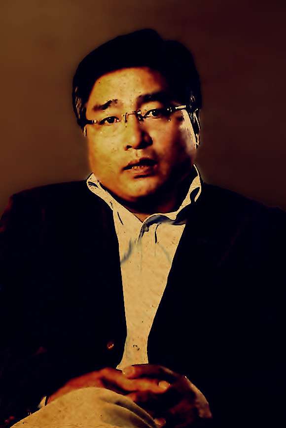 Eugene Chang backdrop