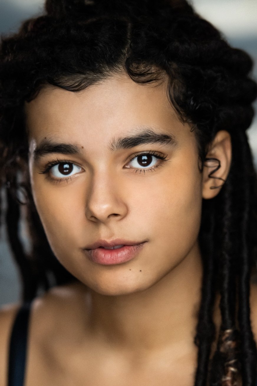 Severine Howell-Meri backdrop