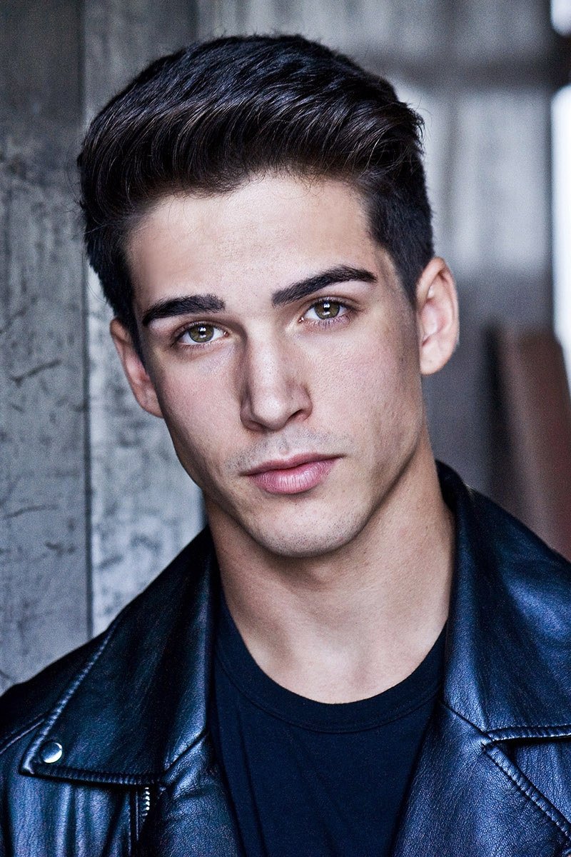 Chris Tomassetti backdrop