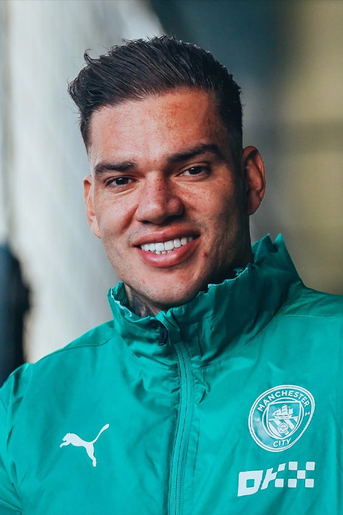Ederson Moraes backdrop