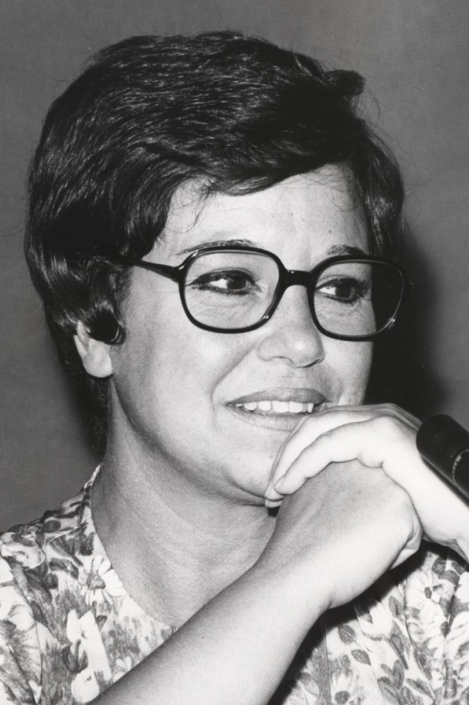 María Fernanda D'Ocón backdrop