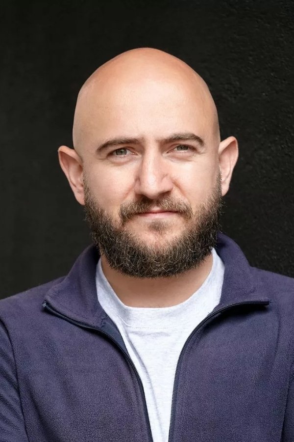 Kieran Roche backdrop