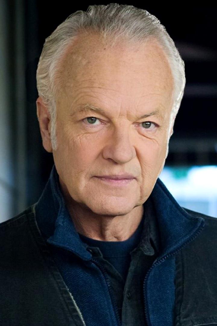 Kevin McNulty backdrop