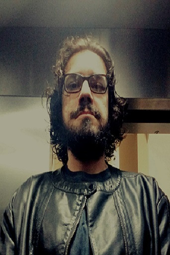 Fábio Rogério backdrop