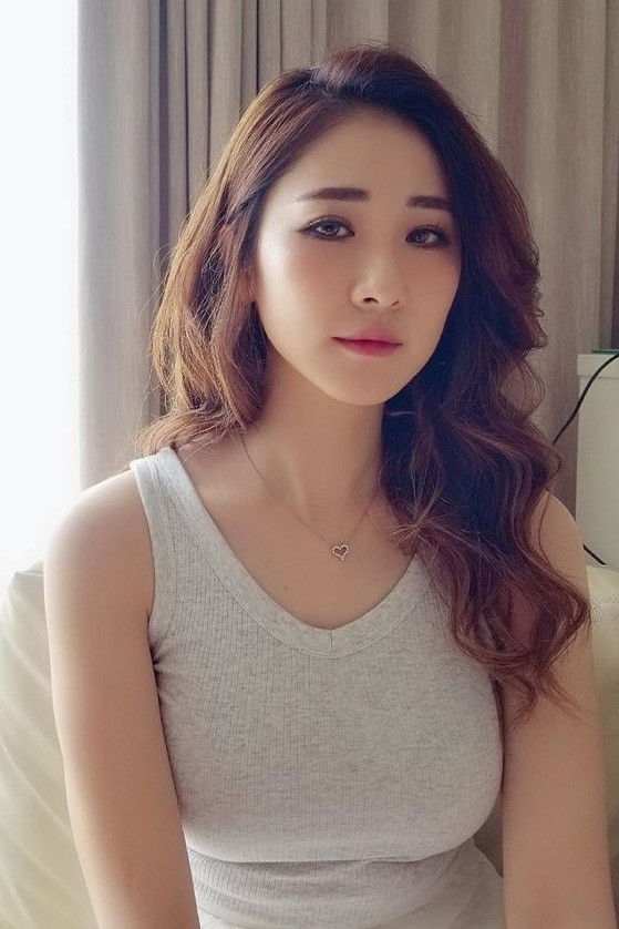 Sukie Shek Wing-Lei backdrop