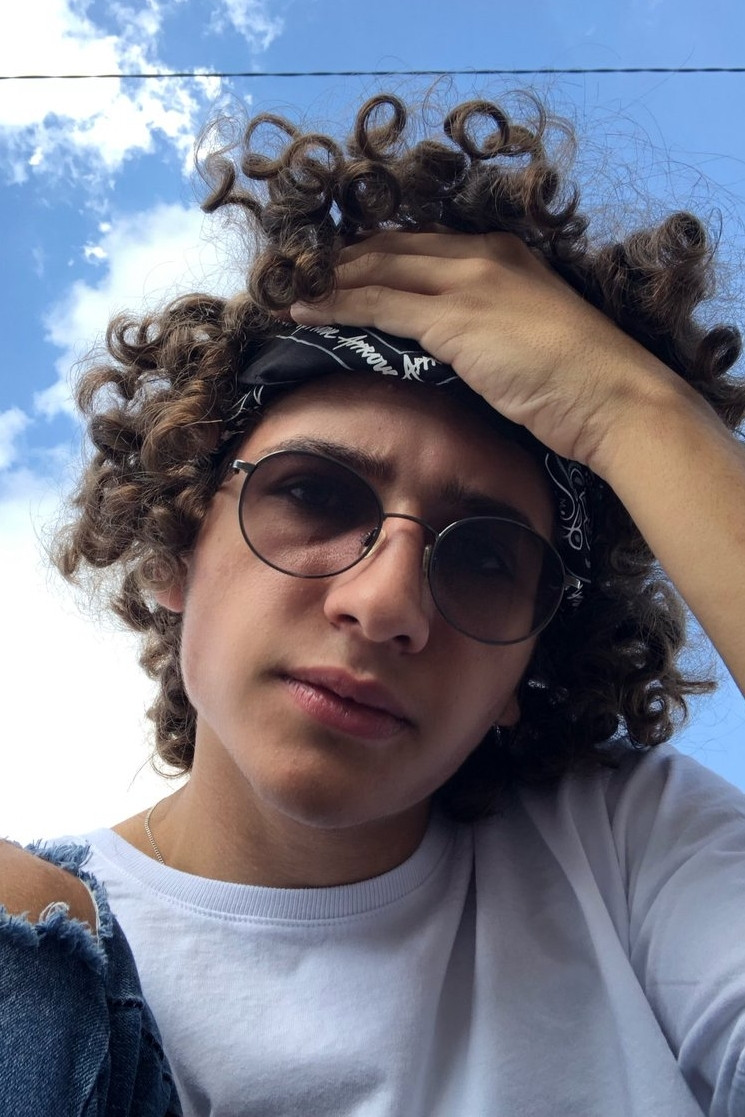 Gabriel Moura backdrop