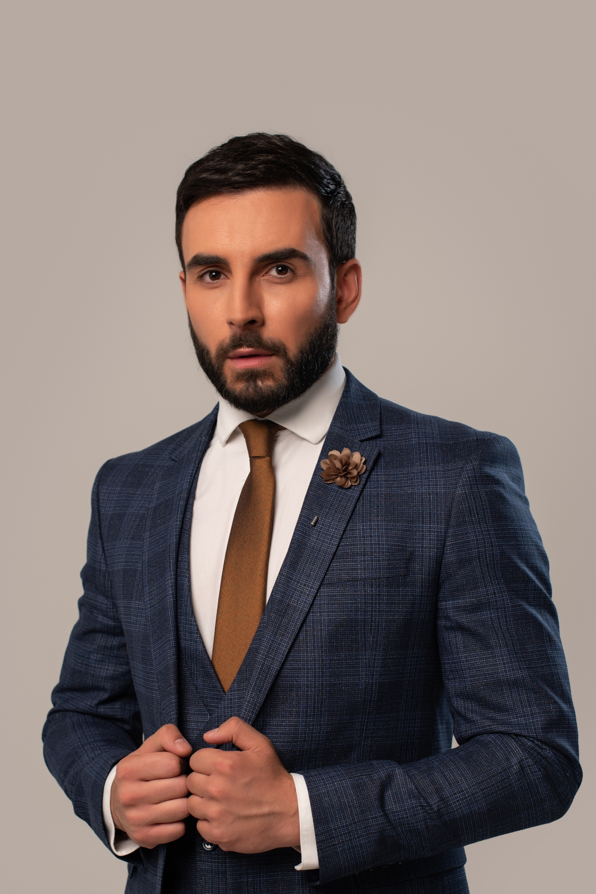 Hrach Muradyan backdrop