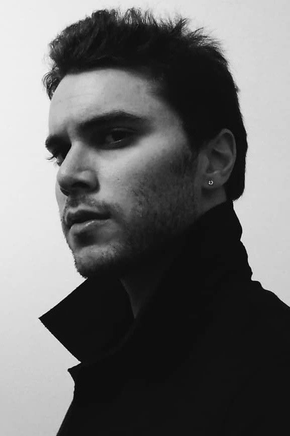 Henrique Natálio backdrop