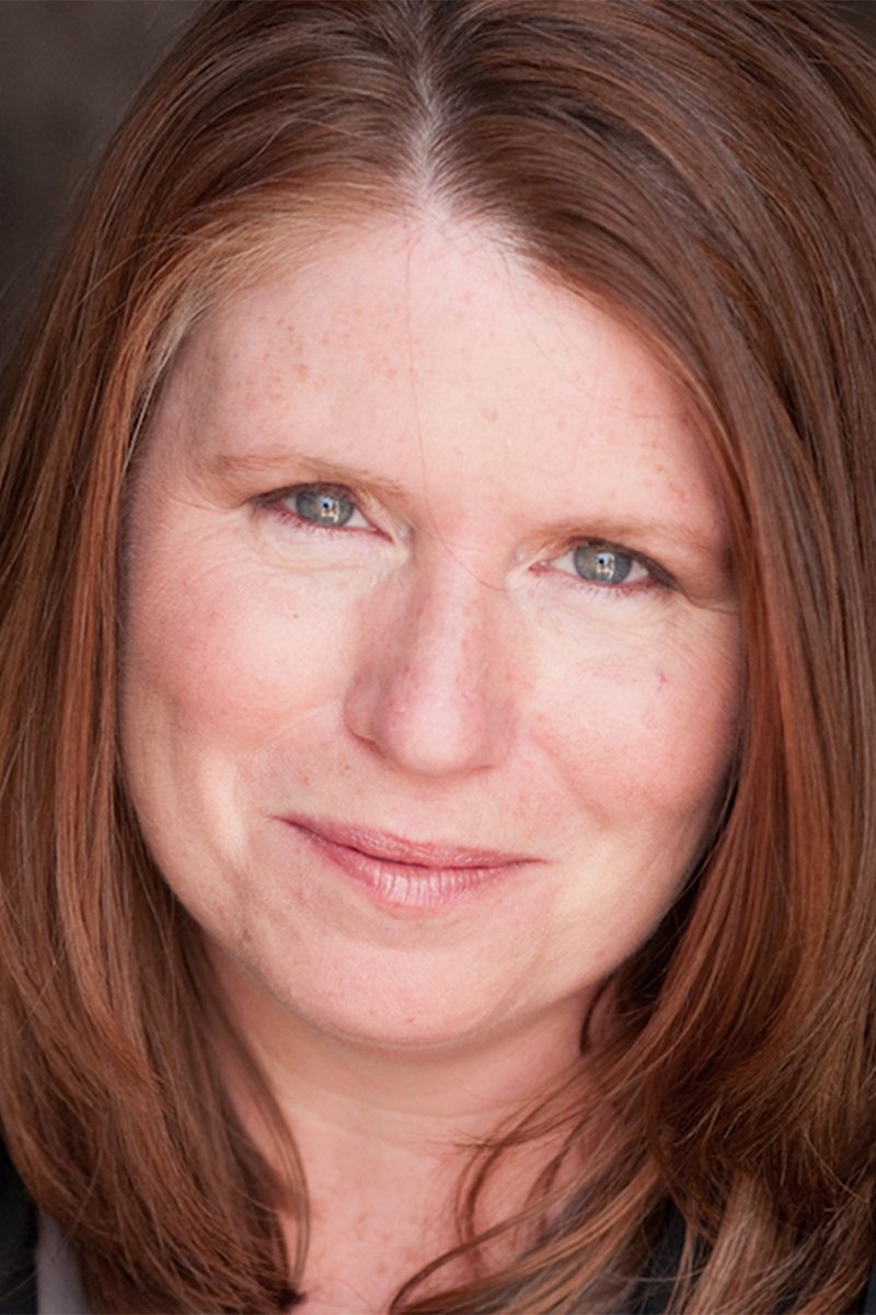 Tara Mallen backdrop