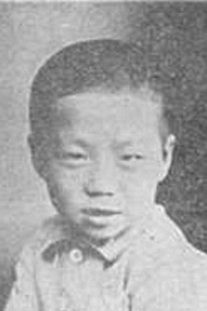 Chaojun Ren backdrop