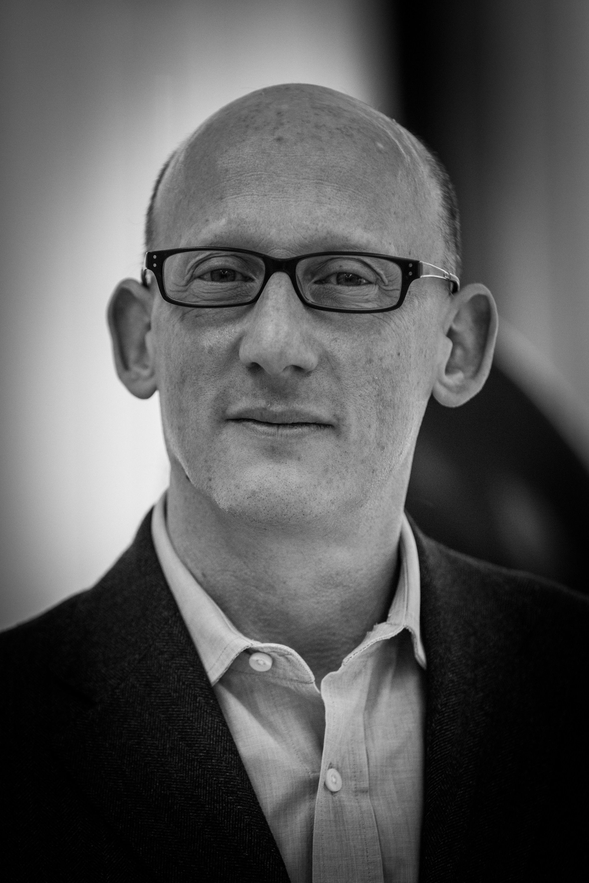 Jean-Marc Dreyfus backdrop