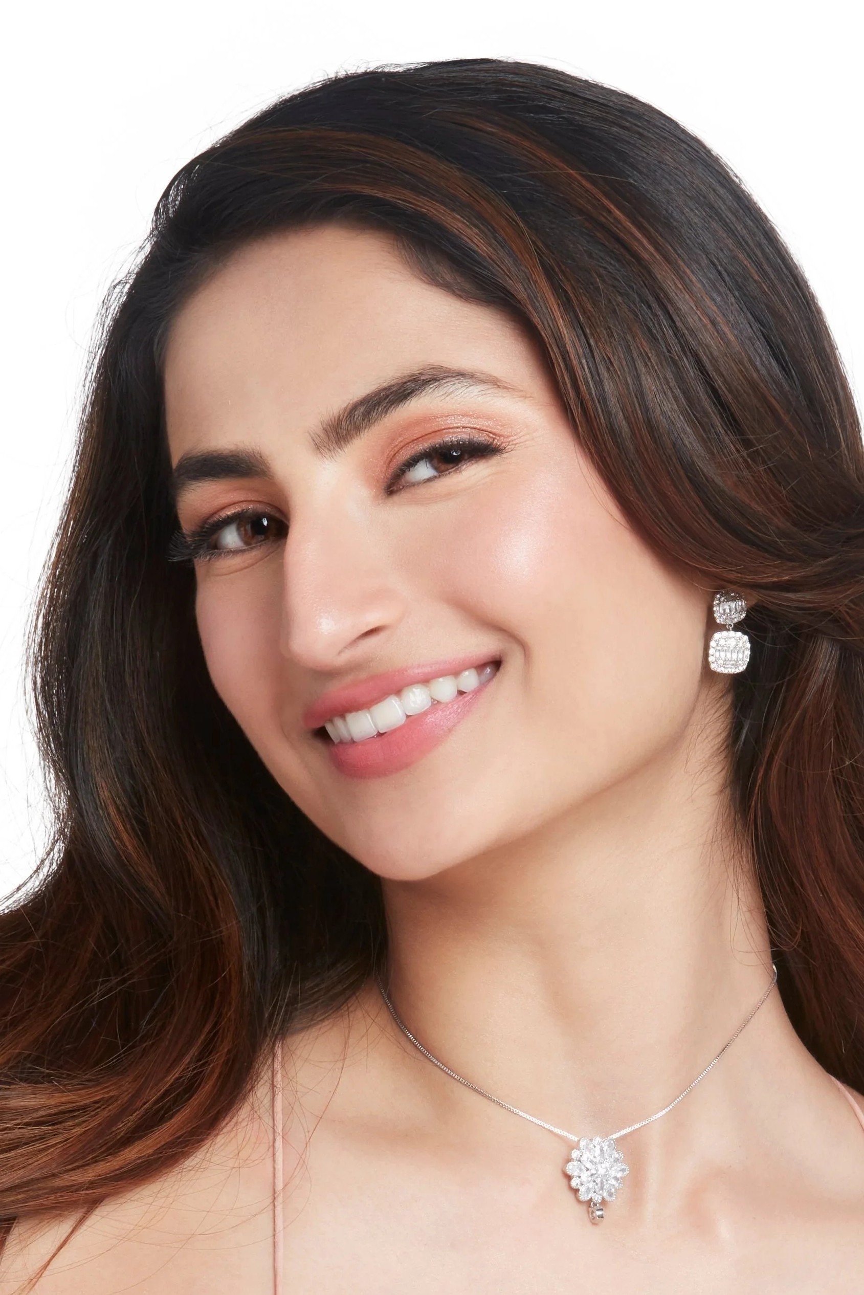 Palak Tiwari backdrop