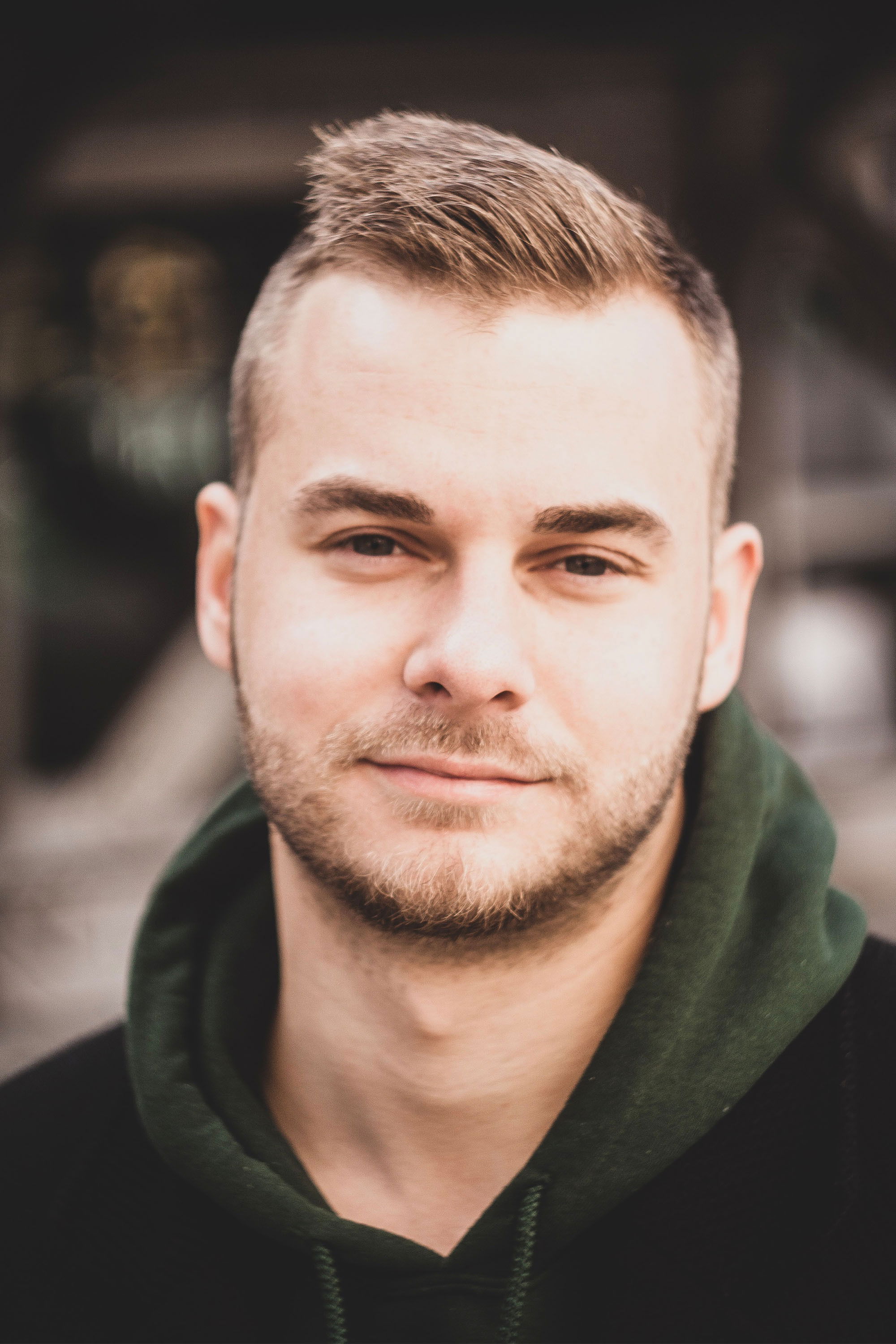 Melvin Jäpel backdrop