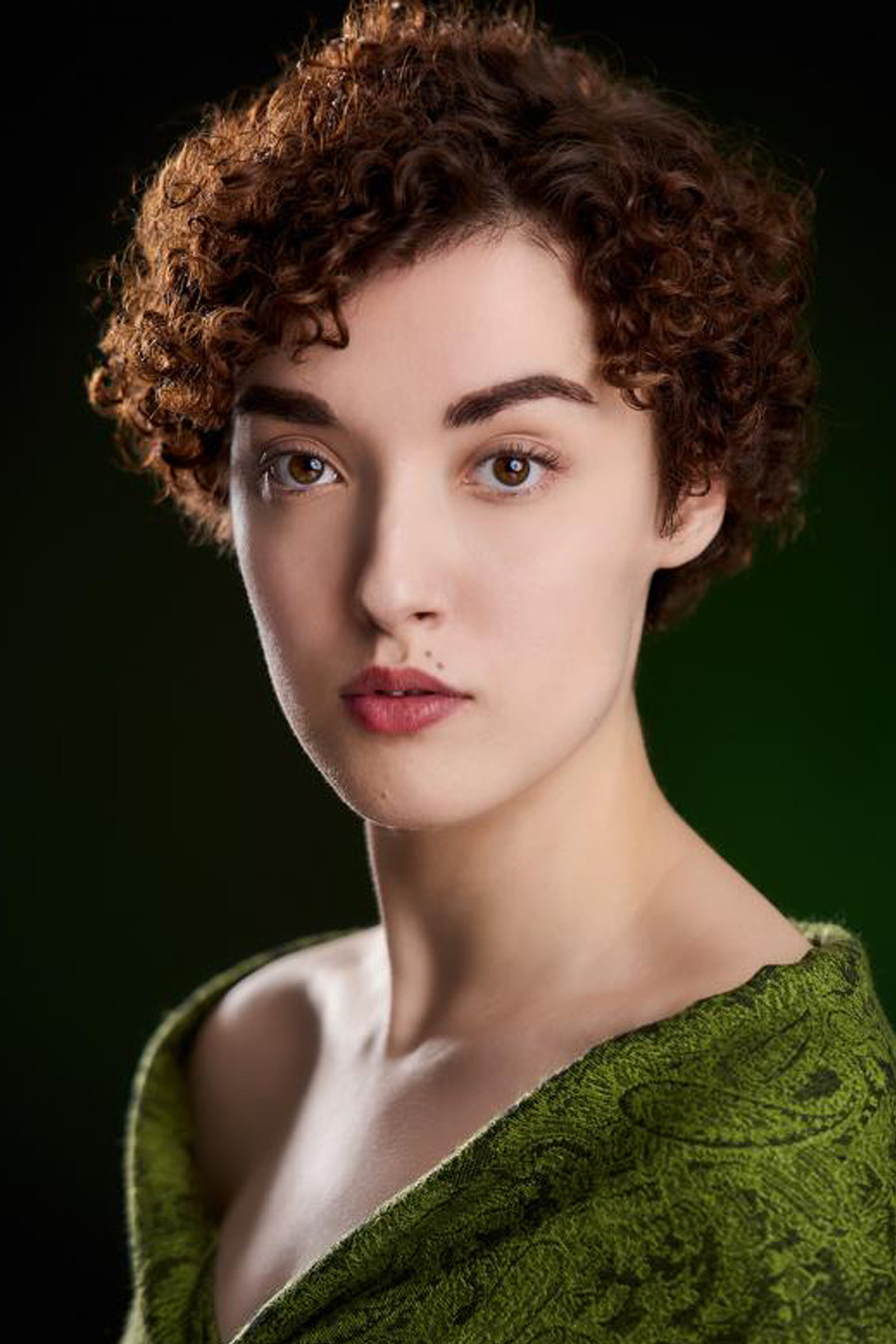 Anna Fraser backdrop