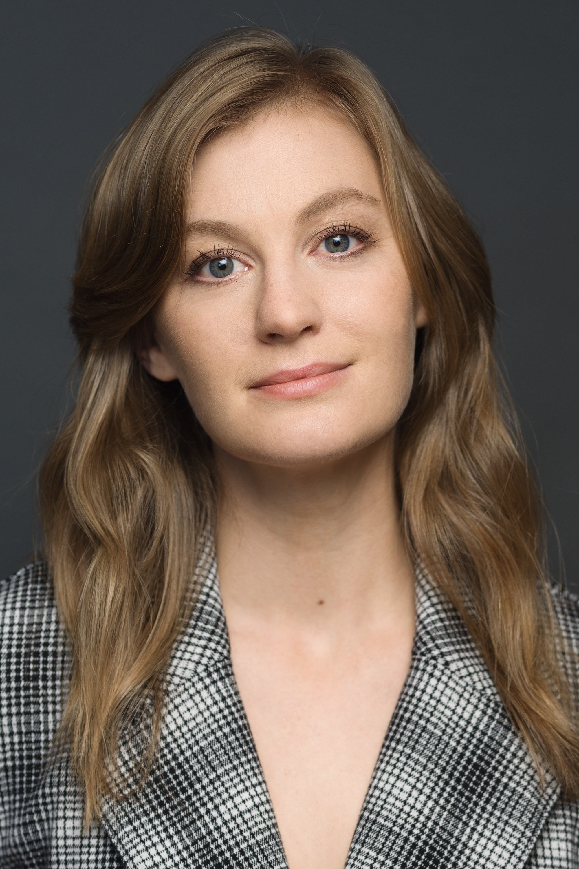 Arielle Yoder backdrop