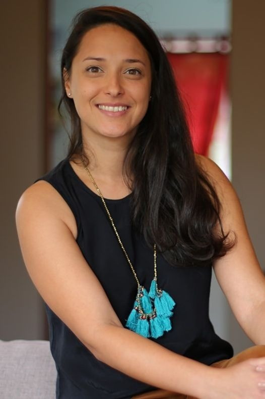 Diane Nuteau backdrop