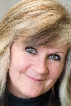 Mariette Kirouac backdrop