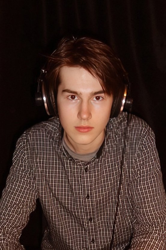 Ivan Çaban backdrop