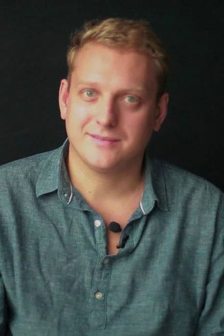 Aleksey Mishakov backdrop