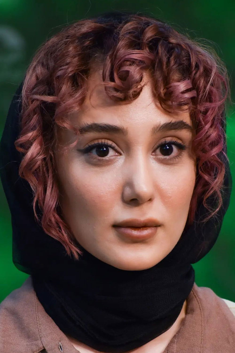 Saghi Hajipour backdrop