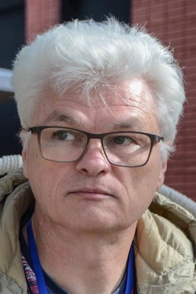 Alexander Yuminov backdrop