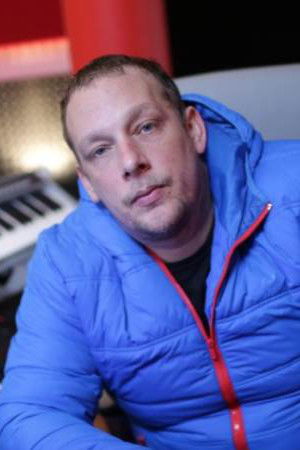 David Vurdelja backdrop