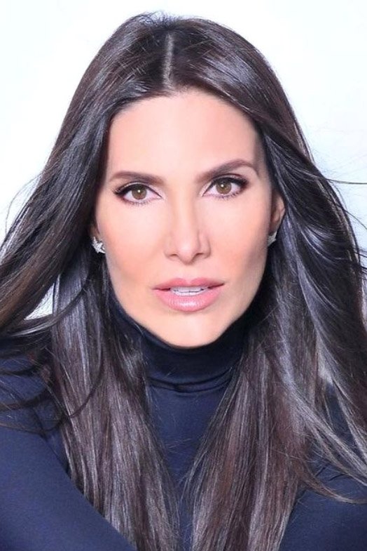 Ana Karina Manco backdrop