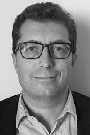 Ignacio Salazar-Simpson backdrop