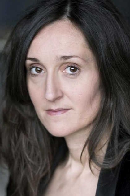 Cindy Doutres backdrop