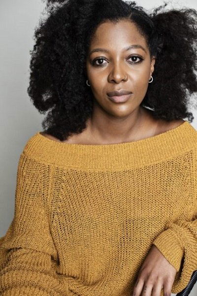 T'Shan Williams backdrop